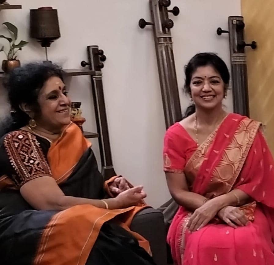 Jayanthi Sundar with her Guru Chitra Visweswaran